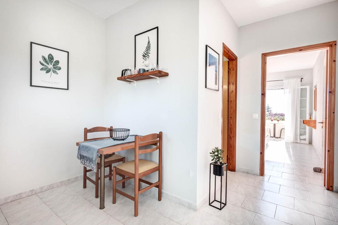 Elena-stella Arillas Corfu Hotel apartamentowy *